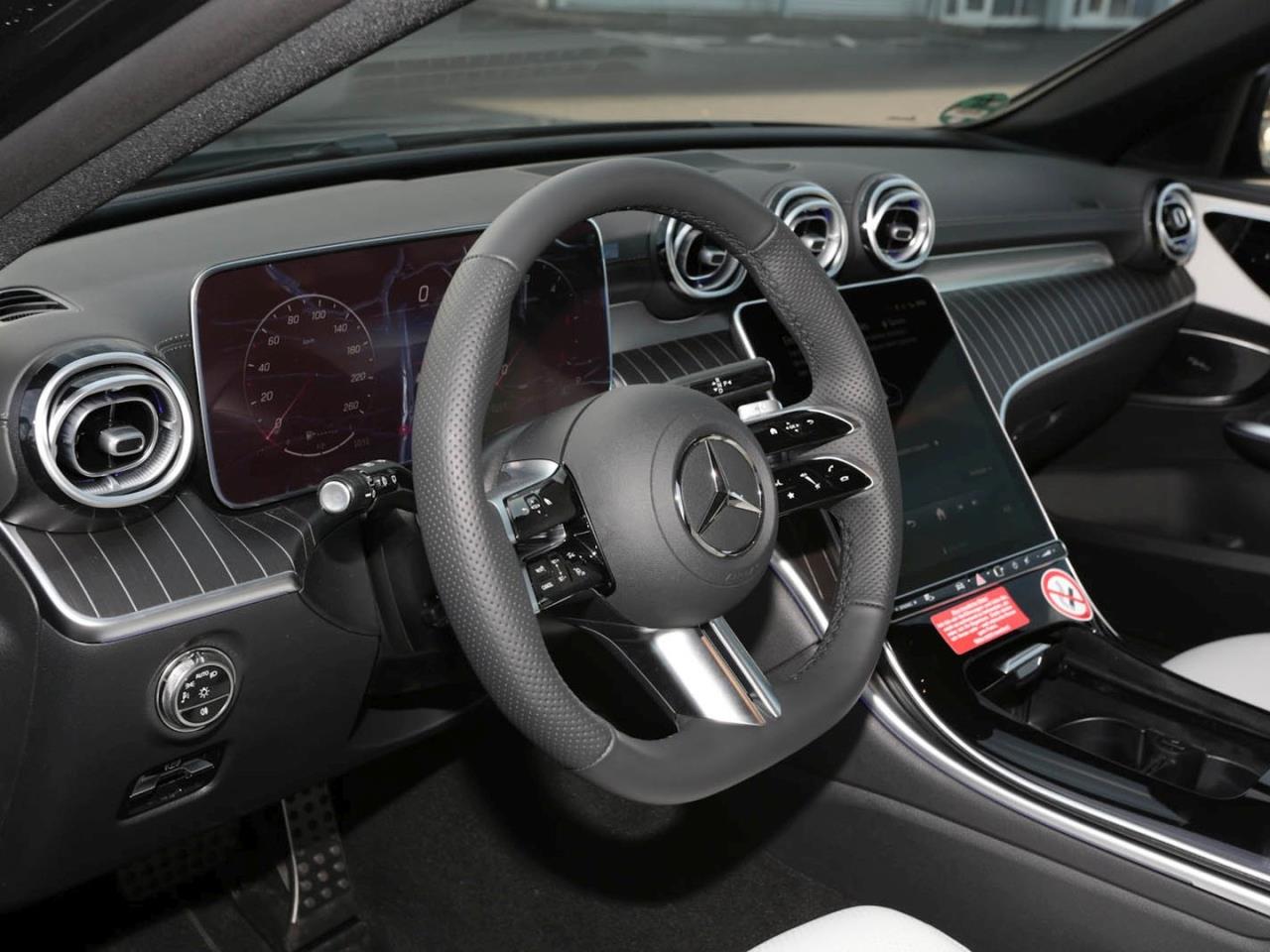 Mercedes-Benz C 220 d T-Modell AMG Night Navi Memory AHK 360°