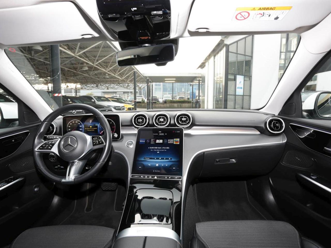 Mercedes-Benz C 220 d T Avantgarde Distronic Standheizung AHK