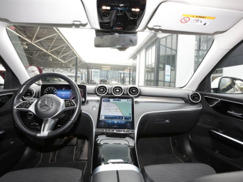 Mercedes-Benz C 220 d T Avantgarde Distronic Standheizung AHK