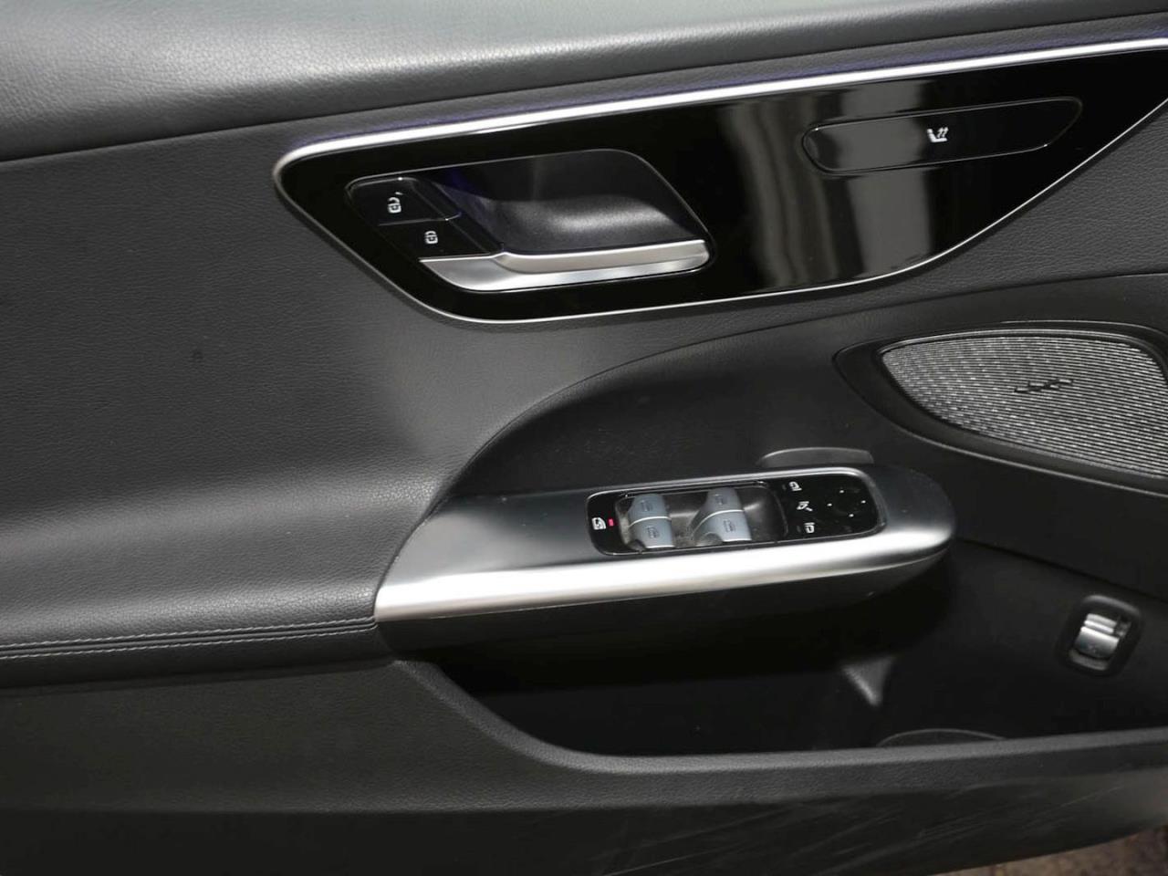 Mercedes-Benz C 220 d T Avantgarde Distronic Standheizung AHK