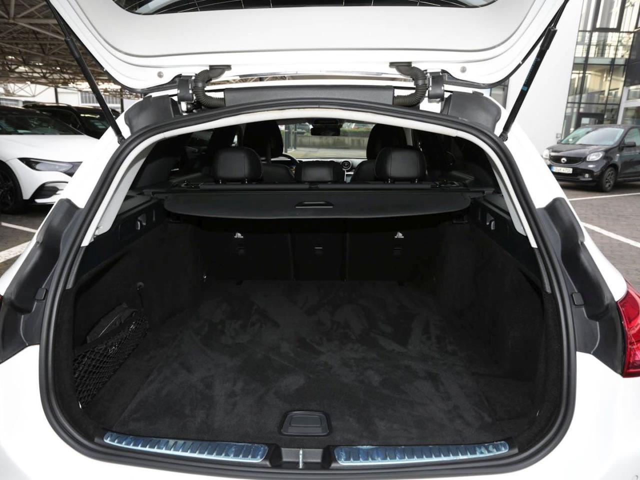 Mercedes-Benz C 220 d T Avantgarde Distronic Standheizung AHK