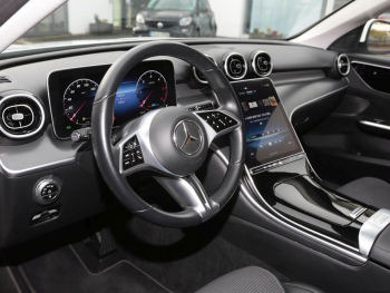 Mercedes-Benz C 220 d T Avantgarde Distronic Standheizung AHK