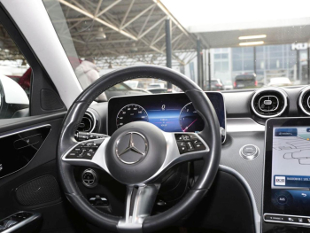 Mercedes-Benz C 220 d T Avantgarde Distronic Standheizung AHK