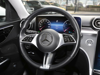 Mercedes-Benz C 220 d T Avantgarde Distronic Standheizung AHK