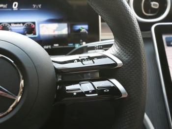 Mercedes-Benz C 220 d T AMG Panorama Distronic Kamera AHK