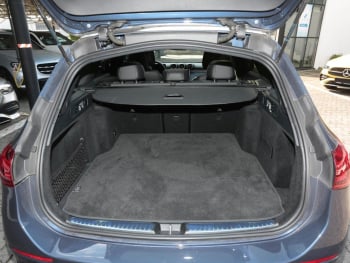 Mercedes-Benz C 220 d T AMG Panorama Distronic Kamera AHK