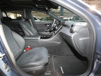 Mercedes-Benz C 220 d T AMG Panorama Distronic Kamera AHK