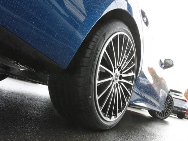 Mercedes-Benz C 220 d T AMG Night Navi Panorama Memory 360°