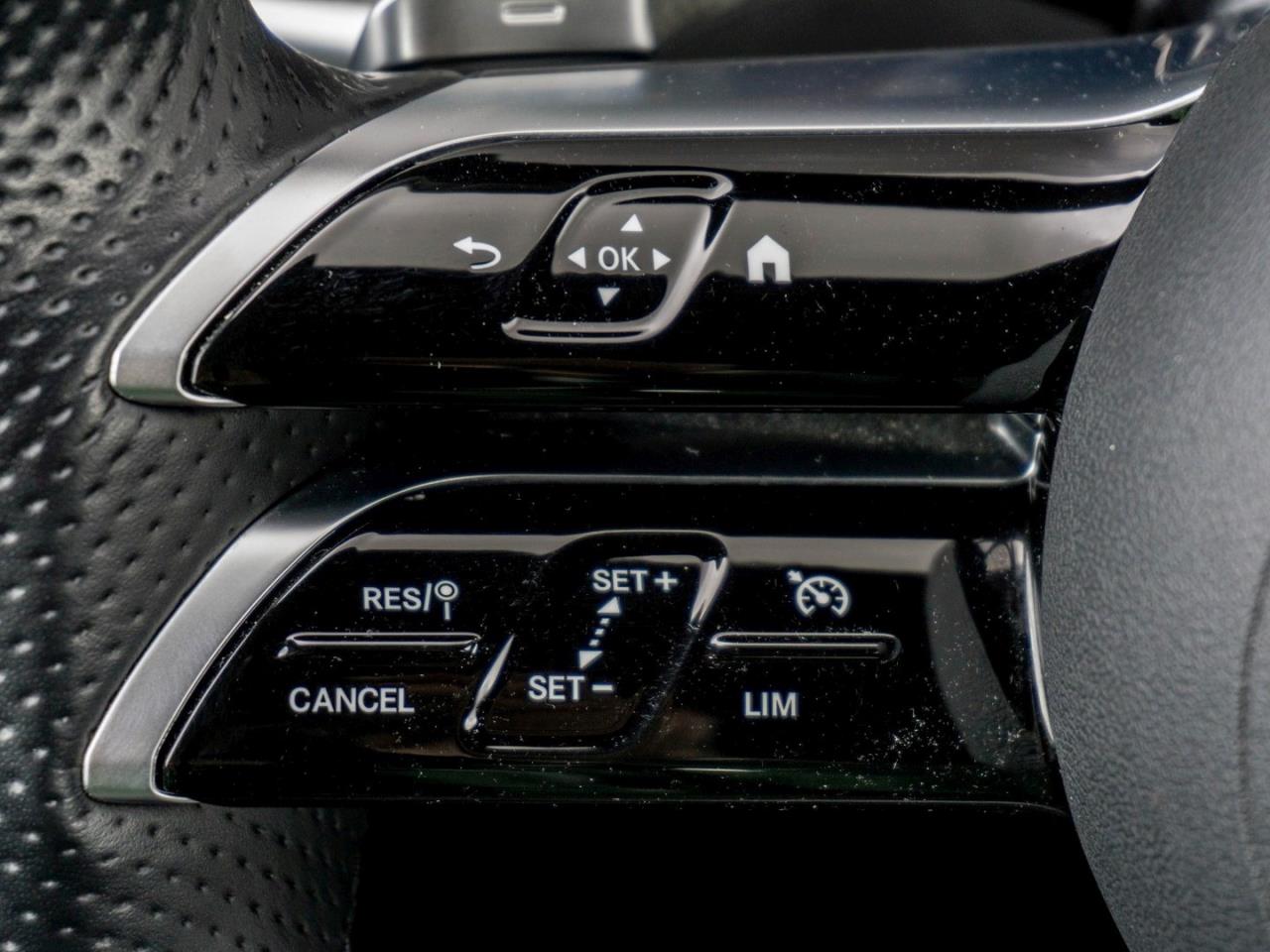 Mercedes-Benz C 300 d T AMG Night MBUX Navi-Prem AHK EasyPack