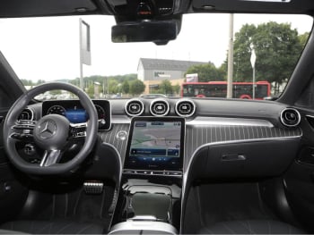 Mercedes-Benz C 300 d T AMG Night Panorama Kamera Easy-Pack