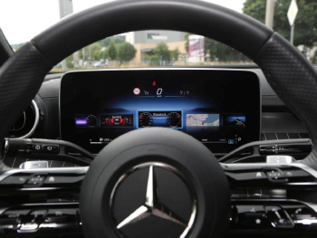 Mercedes-Benz C 300 d T AMG Night Panorama Kamera Easy-Pack