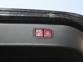 Mercedes-Benz C 300 d T AMG MBUX Navi-Prem. HeadUp AHK EasyP