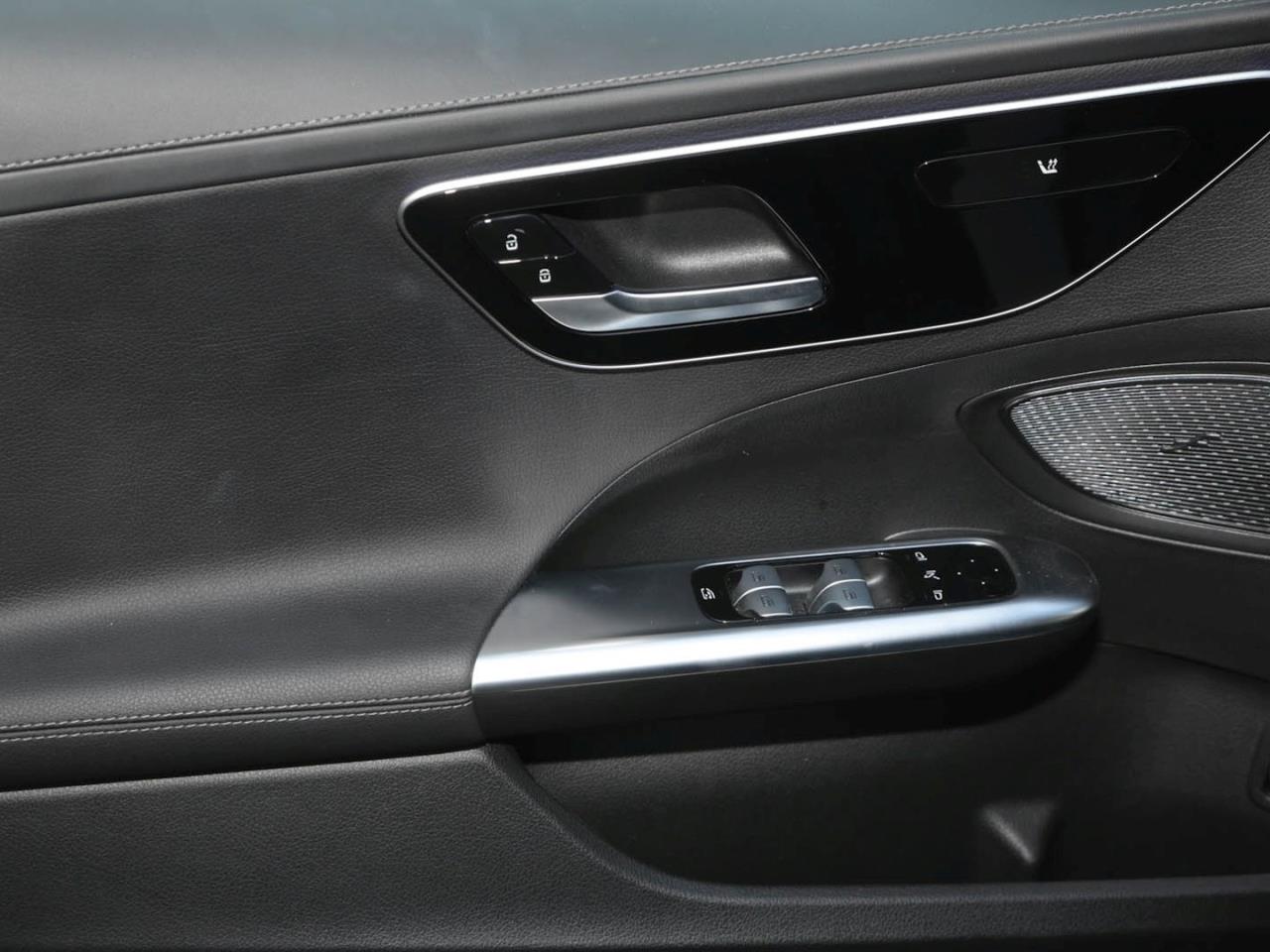 Mercedes-Benz C 300 d T AMG MBUX Navi-Prem. HeadUp AHK EasyP