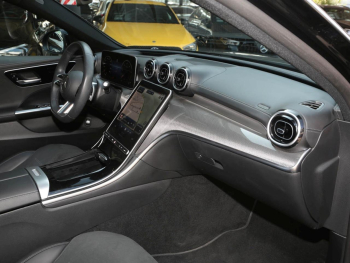 Mercedes-Benz C 300 d T AMG MBUX Navi-Prem. HeadUp AHK EasyP