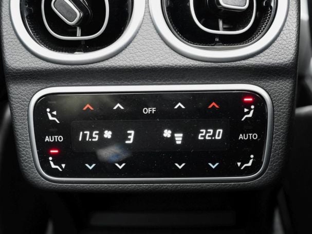 Mercedes-Benz C 300 d T AMG Night Panorama Distronic Memory