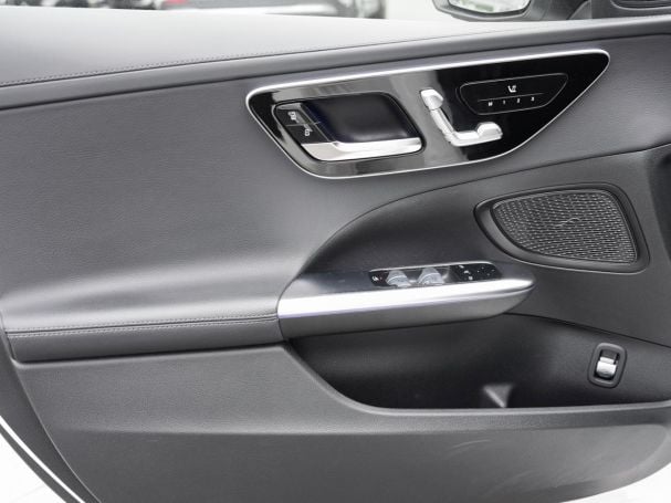 Mercedes-Benz C 300 d T AMG Night Panorama Distronic Memory