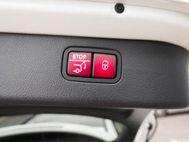 Mercedes-Benz C 300 d T AMG Night Panorama Distronic Memory