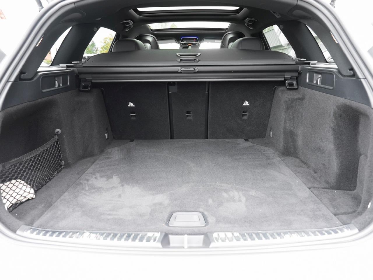 Mercedes-Benz C 300 d T AMG Night Panorama Distronic Memory