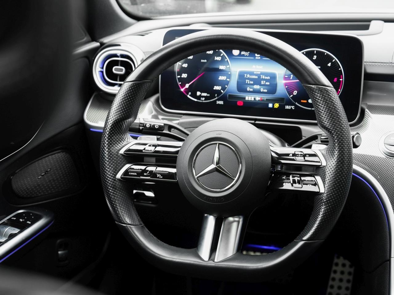 Mercedes-Benz C 300 d T AMG Night Panorama Distronic Memory