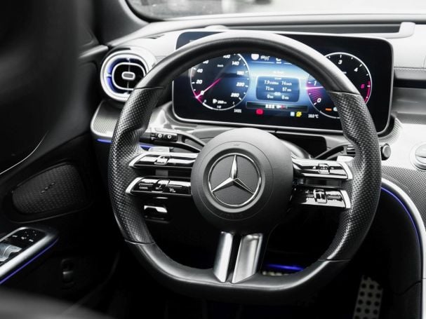 Mercedes-Benz C 300 d T AMG Night Panorama Distronic Memory Mercedes-Benz C 300 d T AMG Night Panorama Distronic Memory