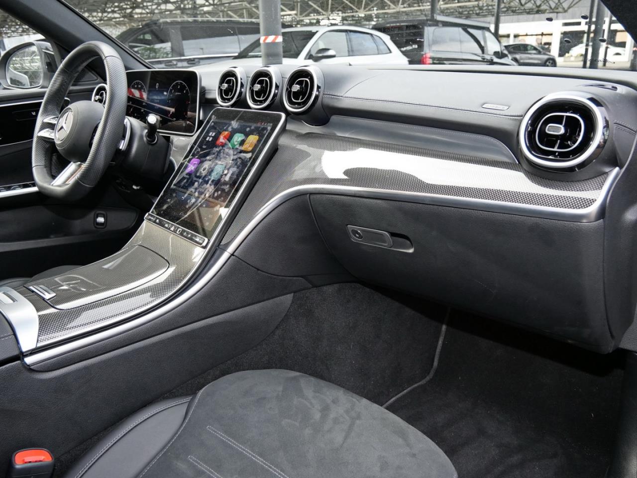 Mercedes-Benz C 300 d T AMG MBUXNavi-Prem. Kamera Easy-P AHK