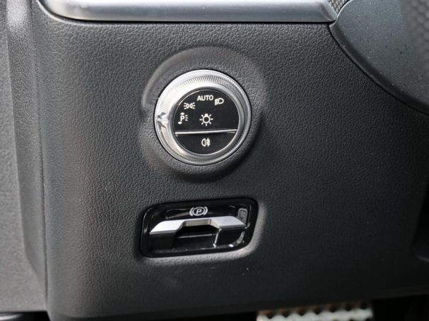 Mercedes-Benz C 300 d T AMG MBUXNavi-Prem. Kamera Easy-P AHK