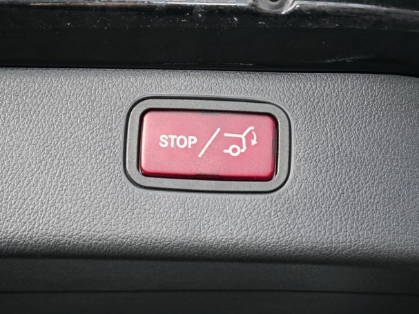 Mercedes-Benz C 300 d T AMG MBUXNavi-Prem. Kamera Easy-P AHK