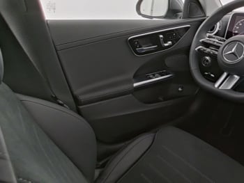 Mercedes-Benz C 300 d T AMG Panorama Memory EasyPack 360° AHK