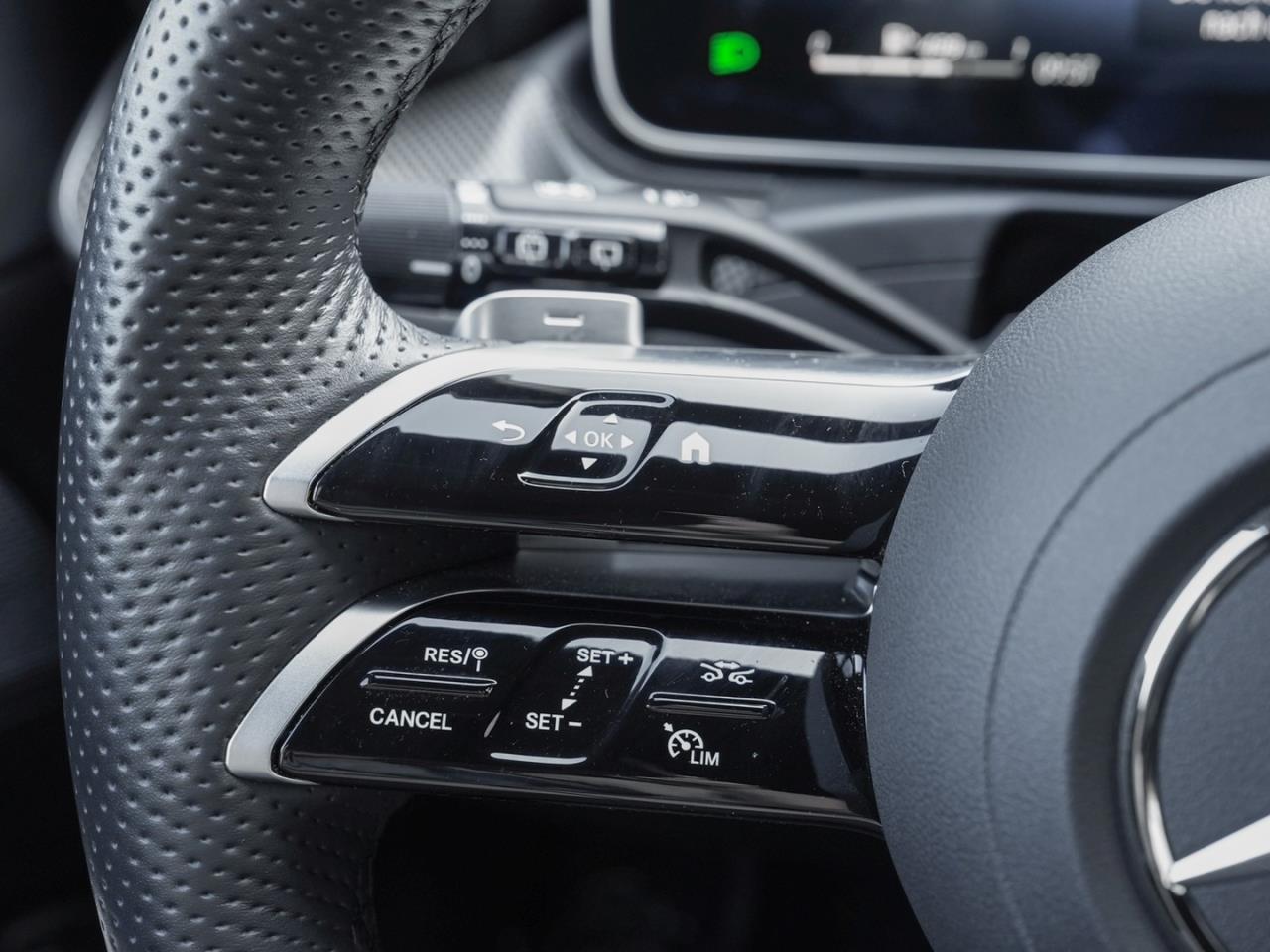 Mercedes-Benz C 300 d T AMG Distronic Kamera Easy-Pack