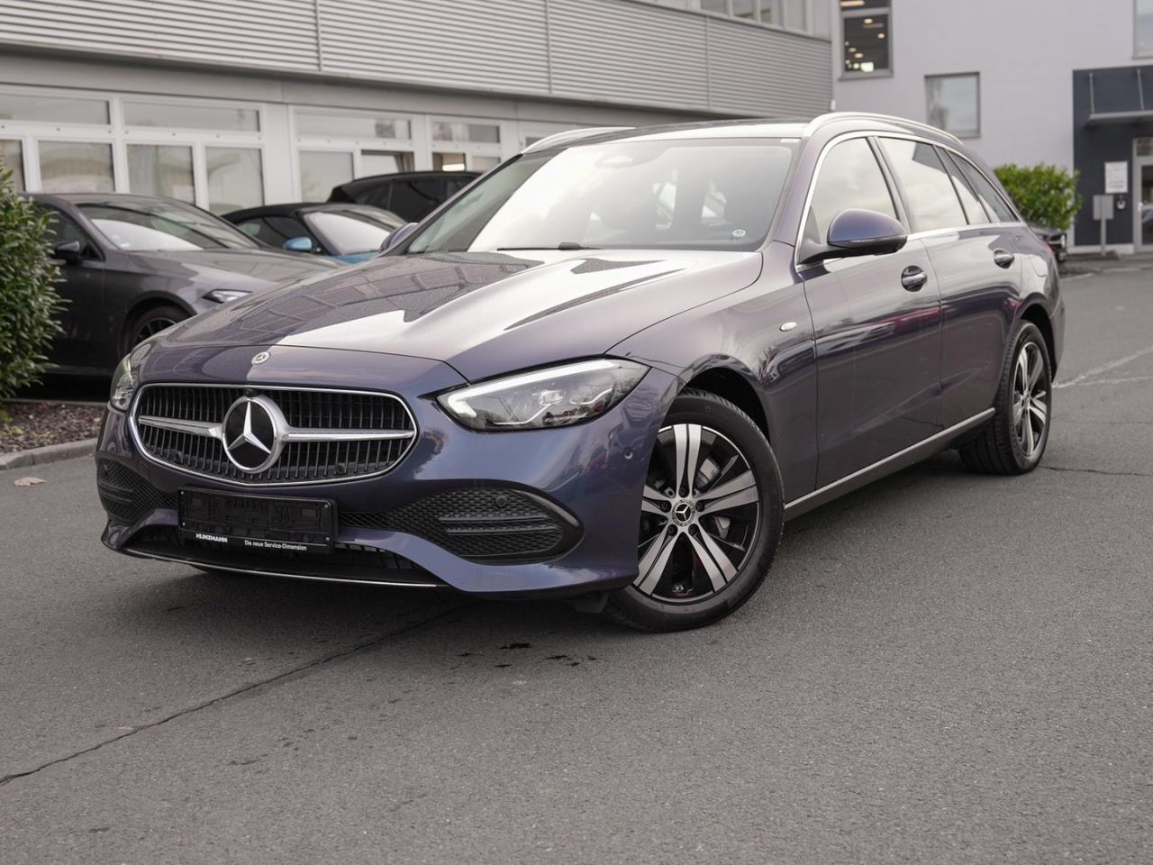 Mercedes-Benz C 300 de 4M T Avantgarde Panorama Memory 360°