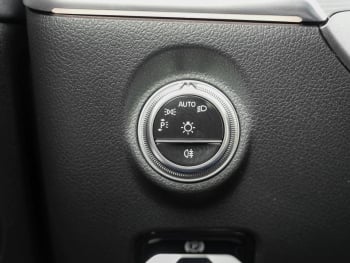 Mercedes-Benz C 300 de 4M T Avantgarde Panorama Memory 360°