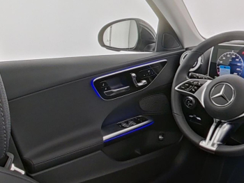 Mercedes-Benz C 300 de T Avantgarde Panorama Memory 360° AHK