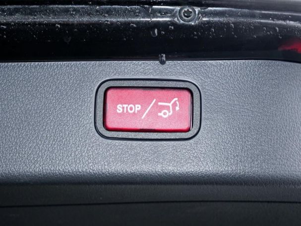 Mercedes-Benz C 300 de T Avantgarde Panorama Distronic AHK 360°