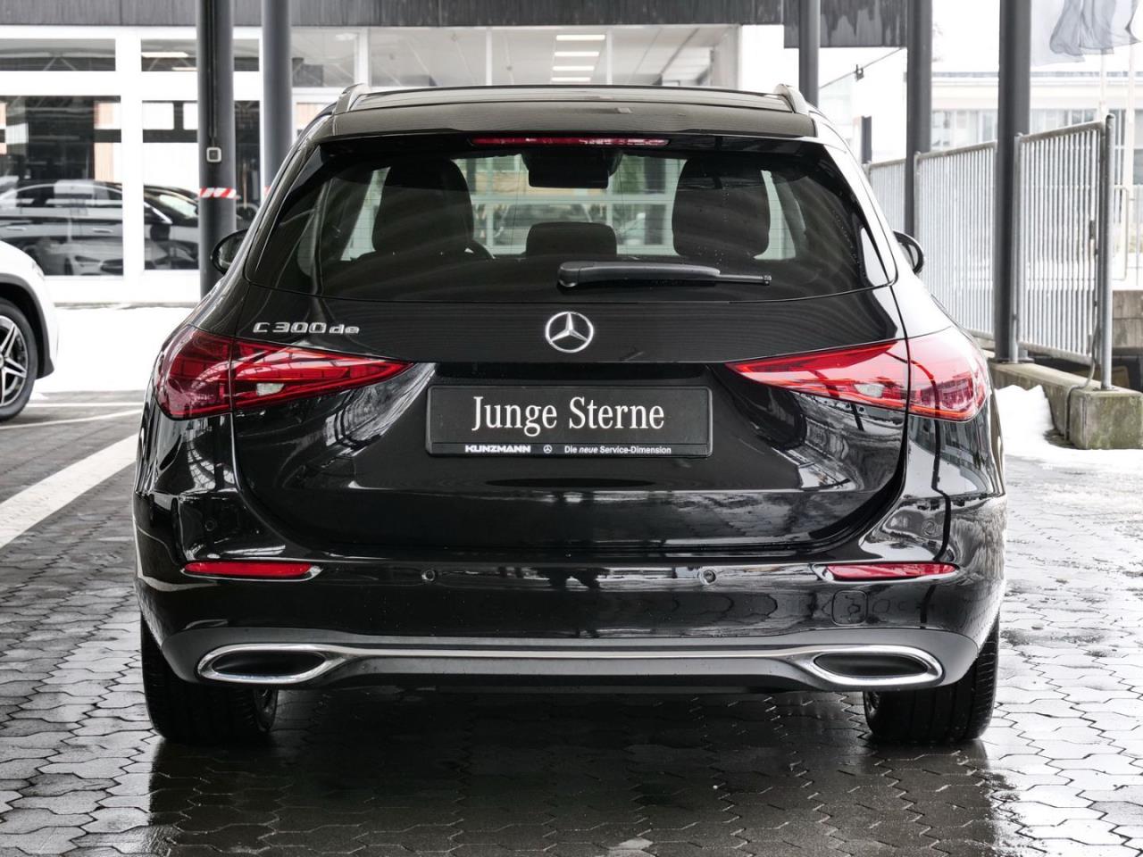 Mercedes-Benz C 300 de T Avantgarde Panorama Distronic AHK 360°