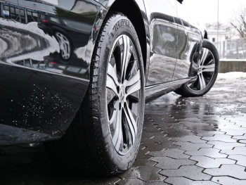 Mercedes-Benz C 300 de T Avantgarde Panorama Distronic AHK 360°