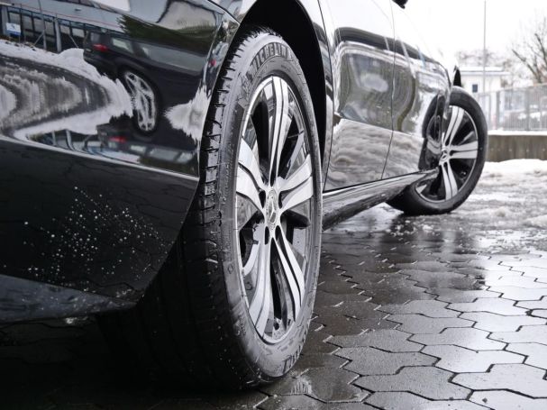 Mercedes-Benz C 300 de T Avantgarde Panorama Distronic AHK 360°