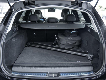 Mercedes-Benz C 300 de T Avantgarde Panorama Distronic AHK 360°