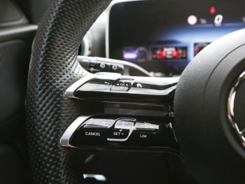 Mercedes-Benz C 300 e T  AMG Night MBUX Navi Panorama ParkPaket