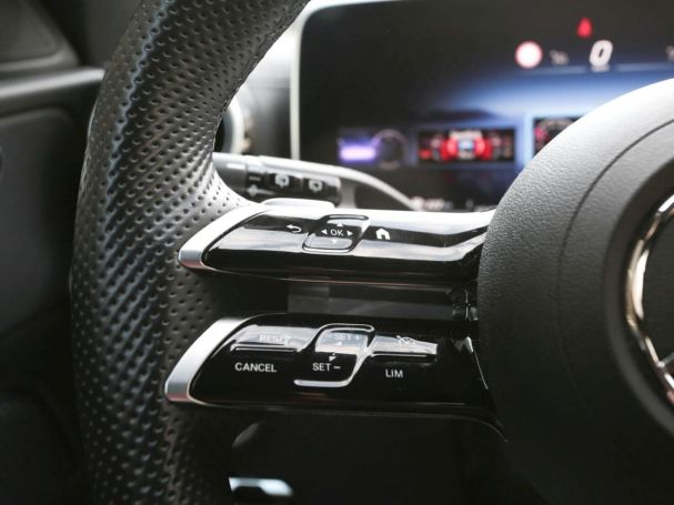 Mercedes-Benz C 300 e T AMG Night MBUX Navi Panorama ParkPaket Mercedes-Benz C 300 e T AMG Night MBUX Navi Panorama ParkPaket