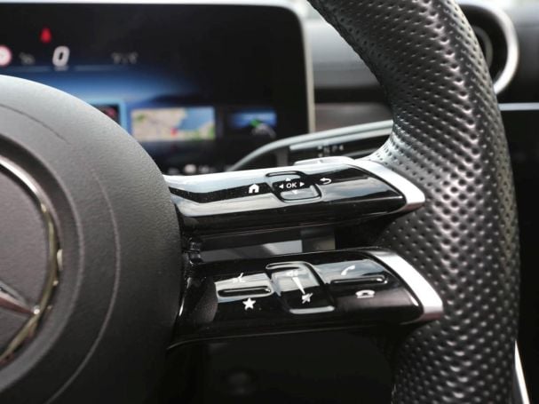 Mercedes-Benz C 300 e T  AMG Night MBUX Navi Panorama ParkPaket