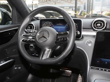 Mercedes-Benz C 300 e T  AMG Night MBUX Navi Panorama ParkPaket Mercedes-Benz C 300 e T  AMG Night MBUX Navi Panorama ParkPaket