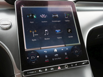 Mercedes-Benz C 300 e T Avantgarde Panorama AHK Memory Kamera