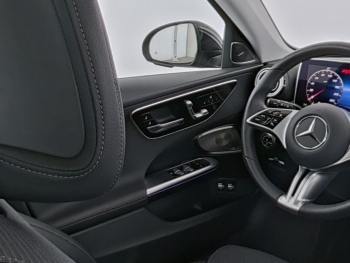 Mercedes-Benz C 300 e T Avantgarde Panorama AHK Memory Kamera