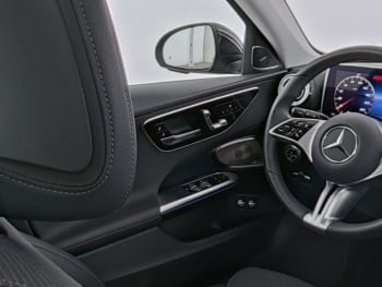 Mercedes-Benz C 300 e T Avantgarde Panorama AHK Memory Kamera