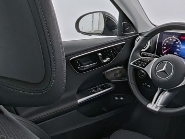 Mercedes-Benz C 300 e T Avantgarde Panorama AHK Memory Kamera