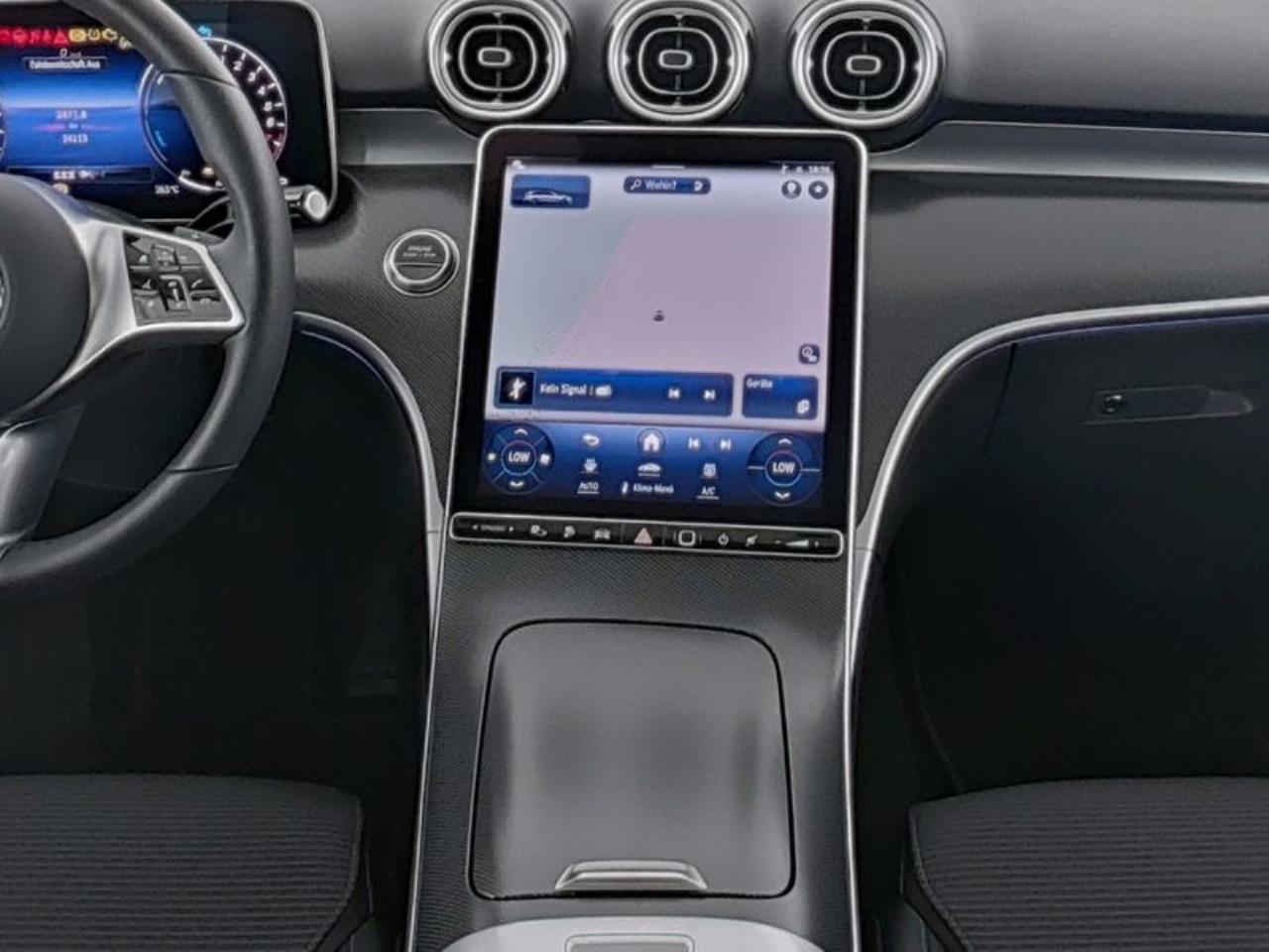 Mercedes-Benz C 300 e T Avantgarde Panorama AHK Memory Kamera Mercedes-Benz C 300 e T Avantgarde Panorama AHK Memory Kamera