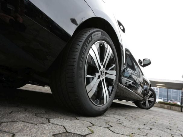 Mercedes-Benz C 300 e T Avantgarde Panorama AHK Memory Kamera