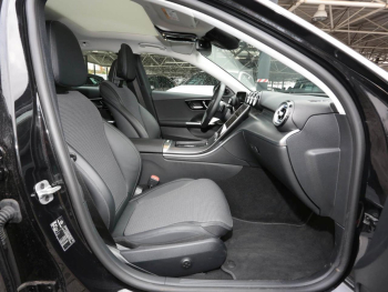 Mercedes-Benz C 300 e T Avantgarde Panorama AHK Memory Kamera