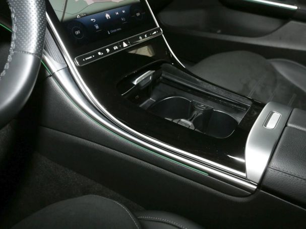 Mercedes-Benz C 300 e T AMG MBUX Navi-Prem. AHK Kamera Park-P Mercedes-Benz C 300 e T AMG MBUX Navi-Prem. AHK Kamera Park-P