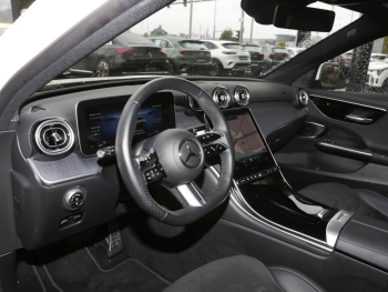 Mercedes-Benz C 300 e T AMG MBUX Navi-Prem. AHK Kamera Park-P